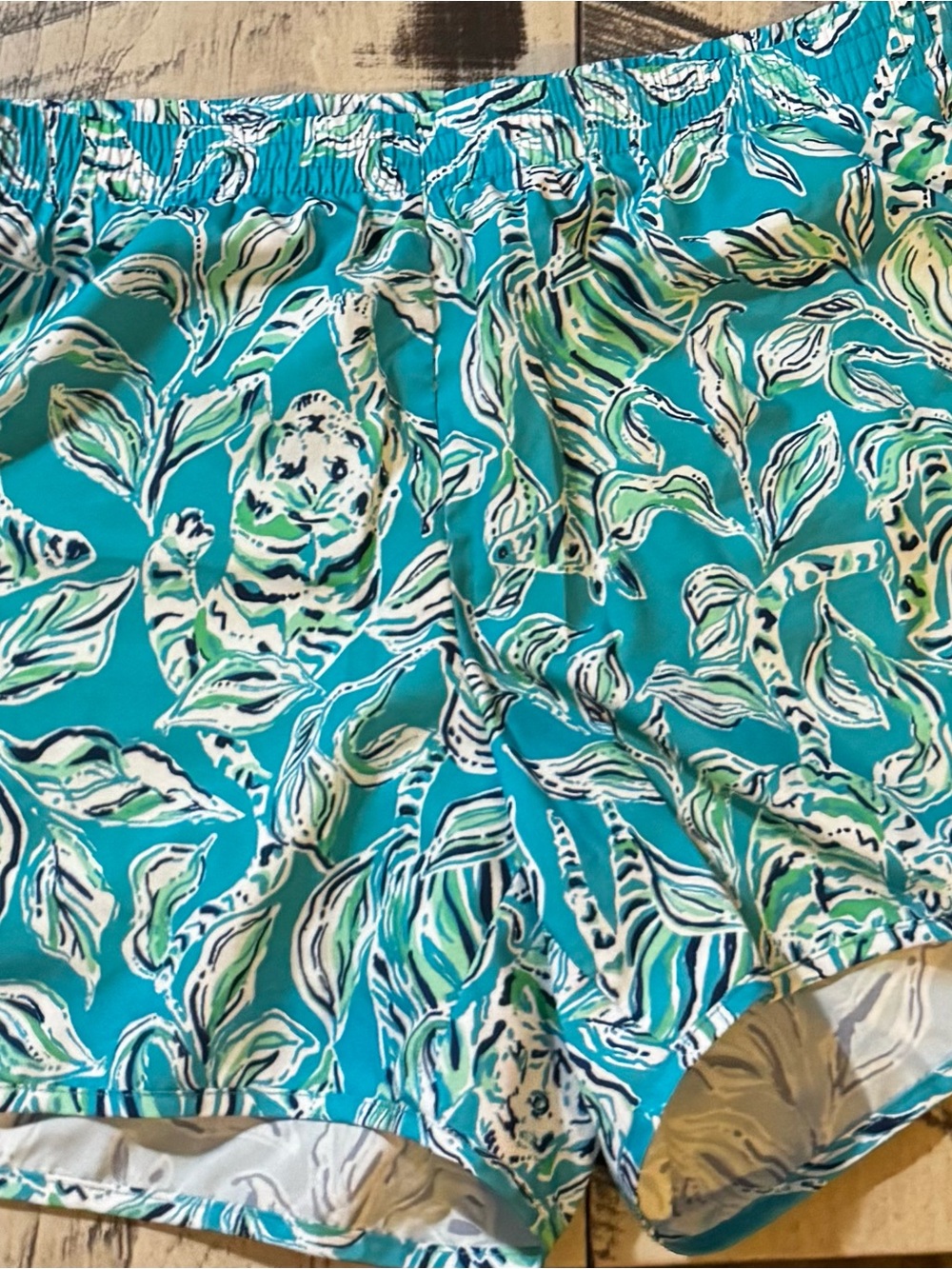 Lilly Pulitzer Turquoise Green White Tropical Floral Shorts
